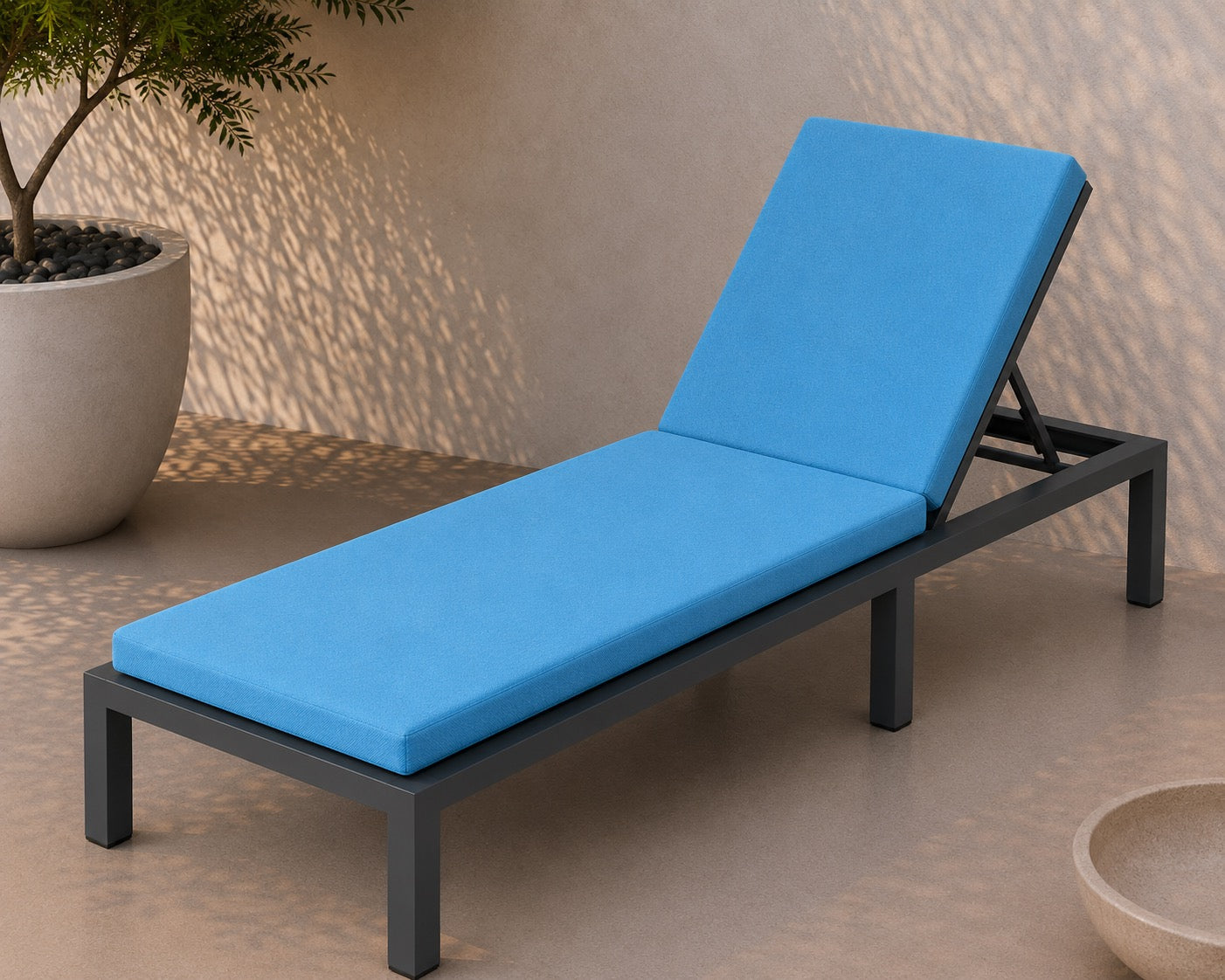 #color_canvas-capri, #metal-finish_basalt-grey